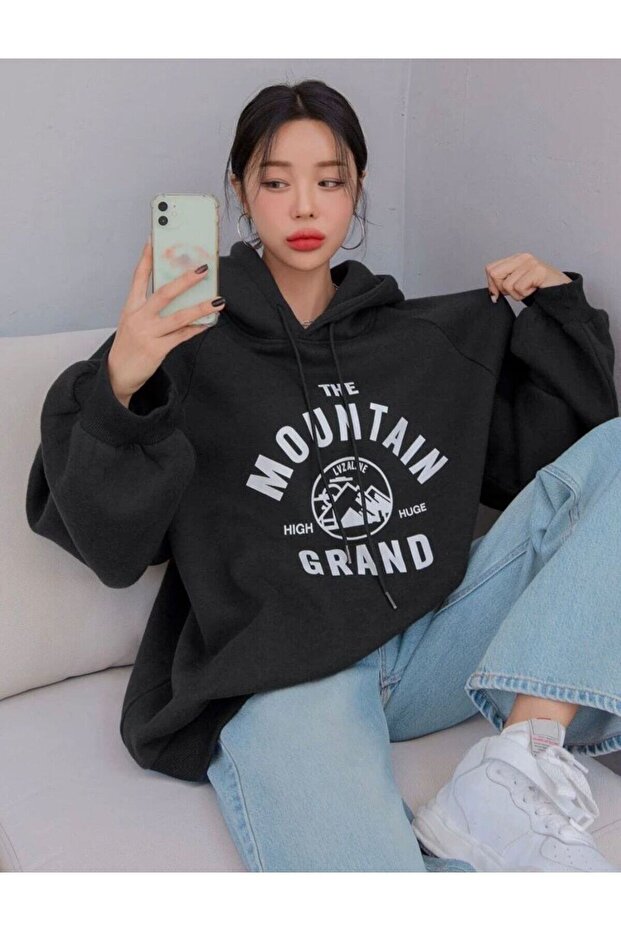 Women's The Mountain Grand Printed Hooded Oversize Sweatshirt
