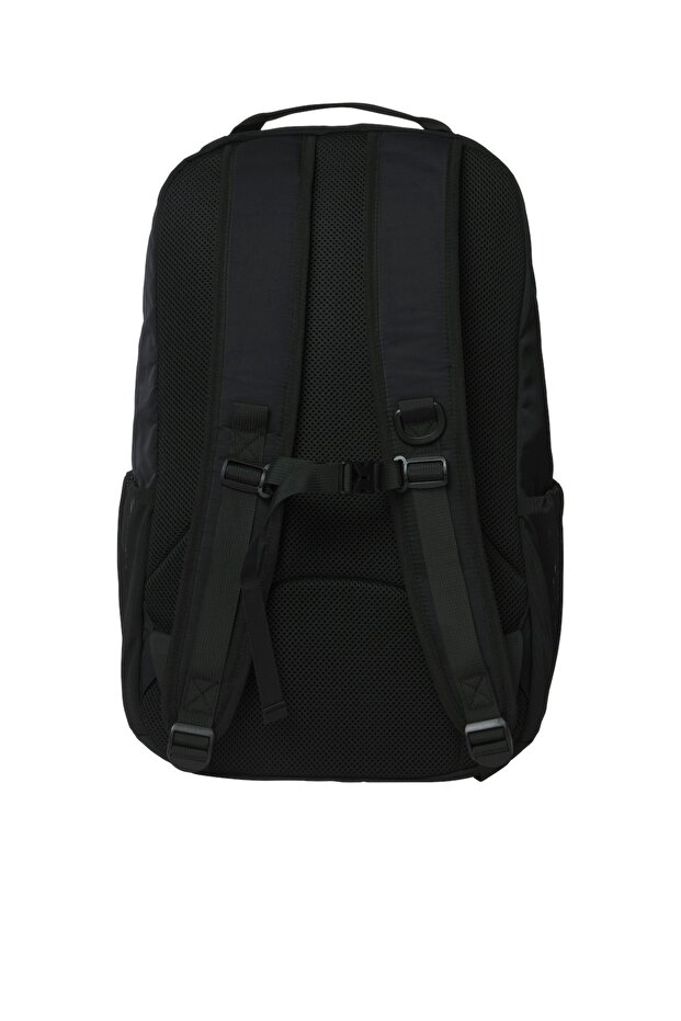 حقيبة ظهر جاك آند جونز - تصميم أنيق - 3