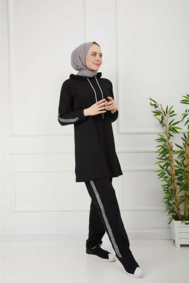 Women's Black Hooded Sleeve Striped Tracksuit Set
