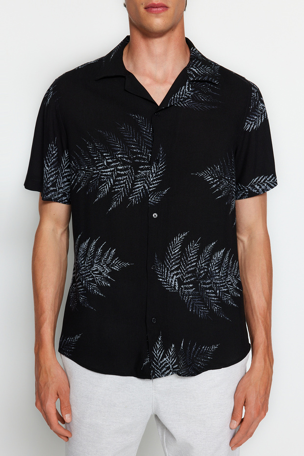 Siyah Regular Fit Apaş Yaka Kısa Kol Salaş Gömlek TMNSS20GO0574 - 3