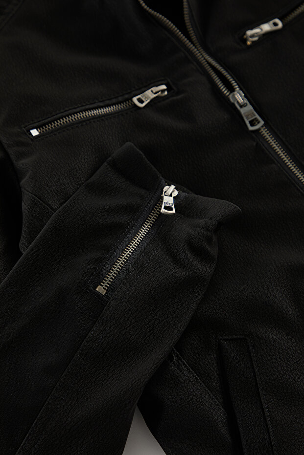 Siyah Slim Fit Fermuar Detaylı Deri Kışlık Rüzgara ve Suya Dayanıklı Biker Ceket Mont TMNAW25MO00046 - 8
