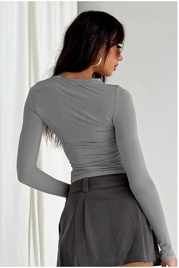 طاقم الرقبة الأساسية طويلة الأكمام الجسم - 4