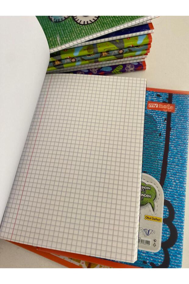 Kendinden Kaplı Baskılı 80 Yaprak Kareli Defter 3 Adet - 4