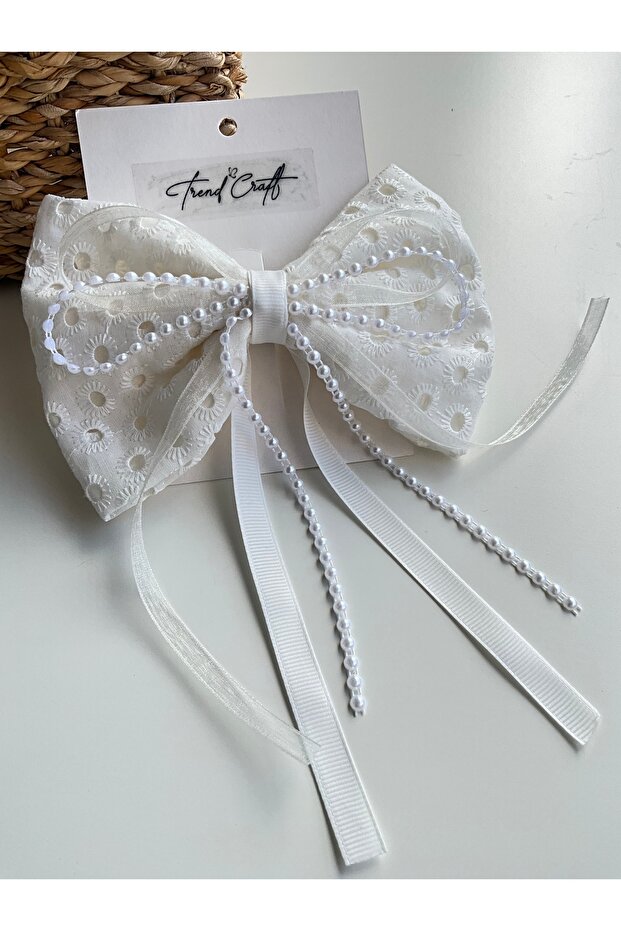 White Scallop Large Bow Ribbon with Pearl Belted Automatic Buckle