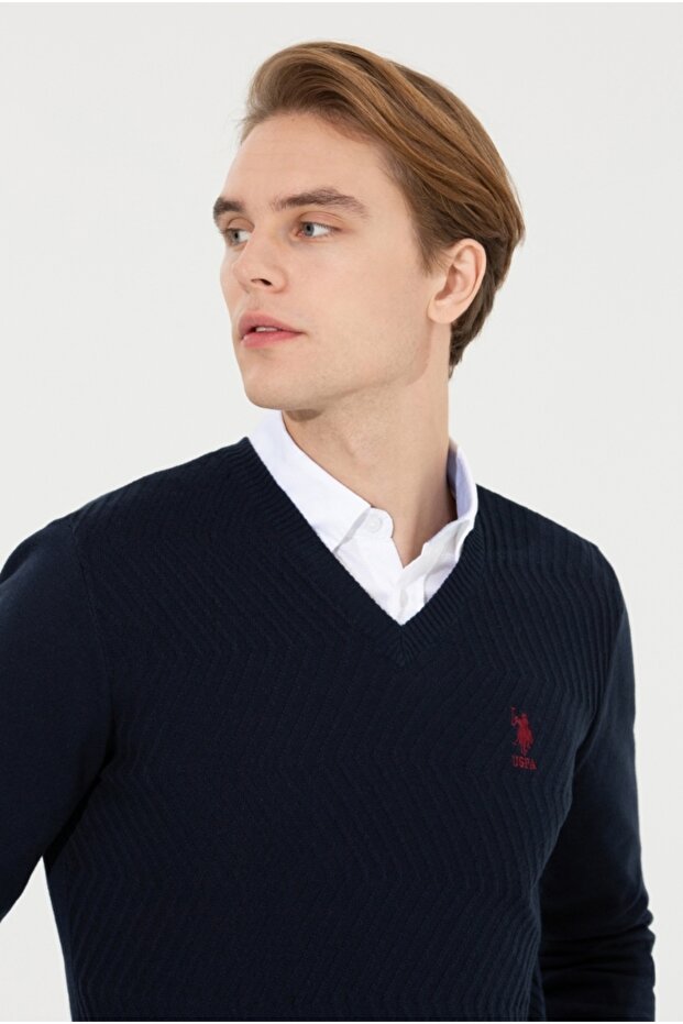 Men's Navy Blue Sweater