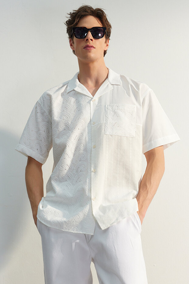 Beyaz Oversize Brode Bloklu Yazlık Gömlek TMNSS23GO00135 - 4