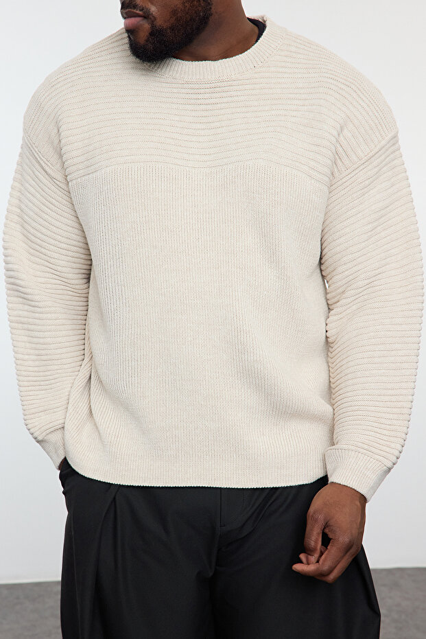 Pulover de tricotaj supradimensionat cu textura bej cu decolteu - Mărime mare TMNAW25AN00010 - 3