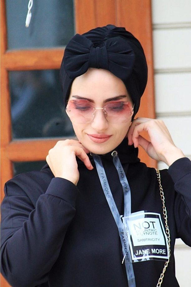 Fiyonklu Çift Yönlü Bone Siyah - 6