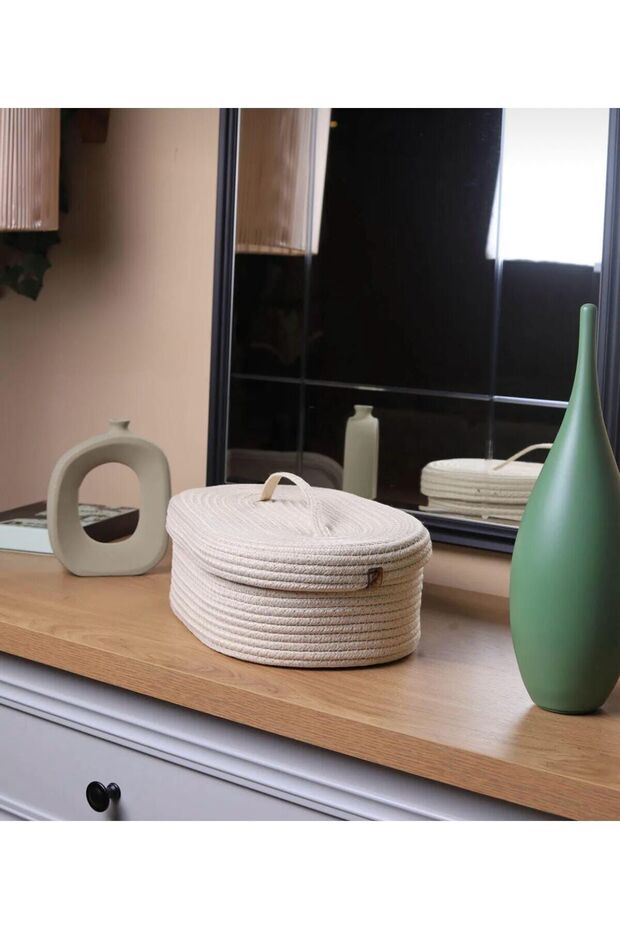 Jute Straw Basket Oval Organizer with Lid 30X20X10