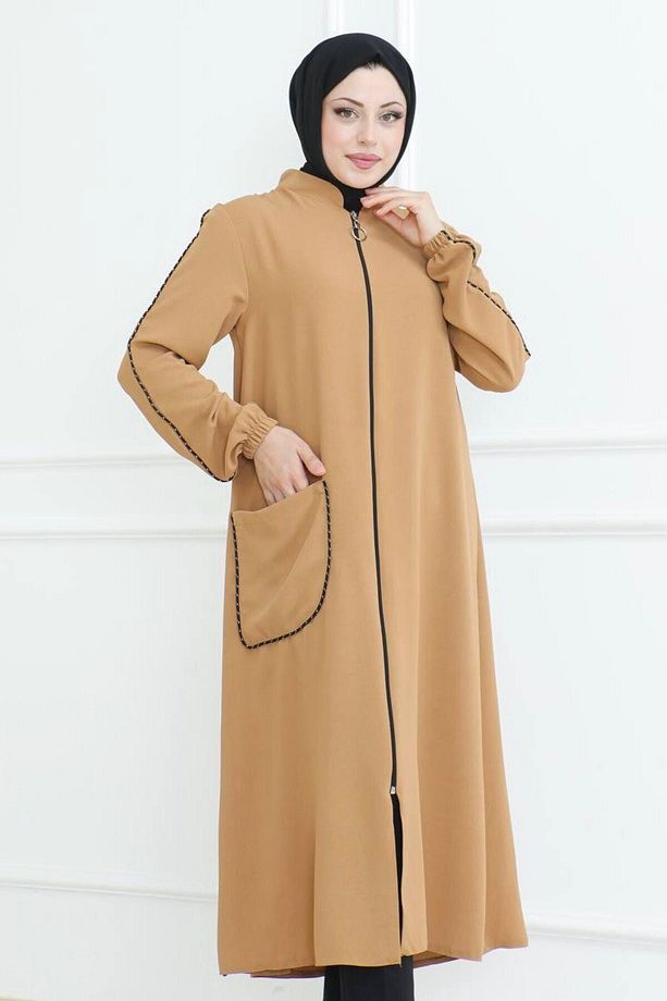 Linda Kap -Camel - 2