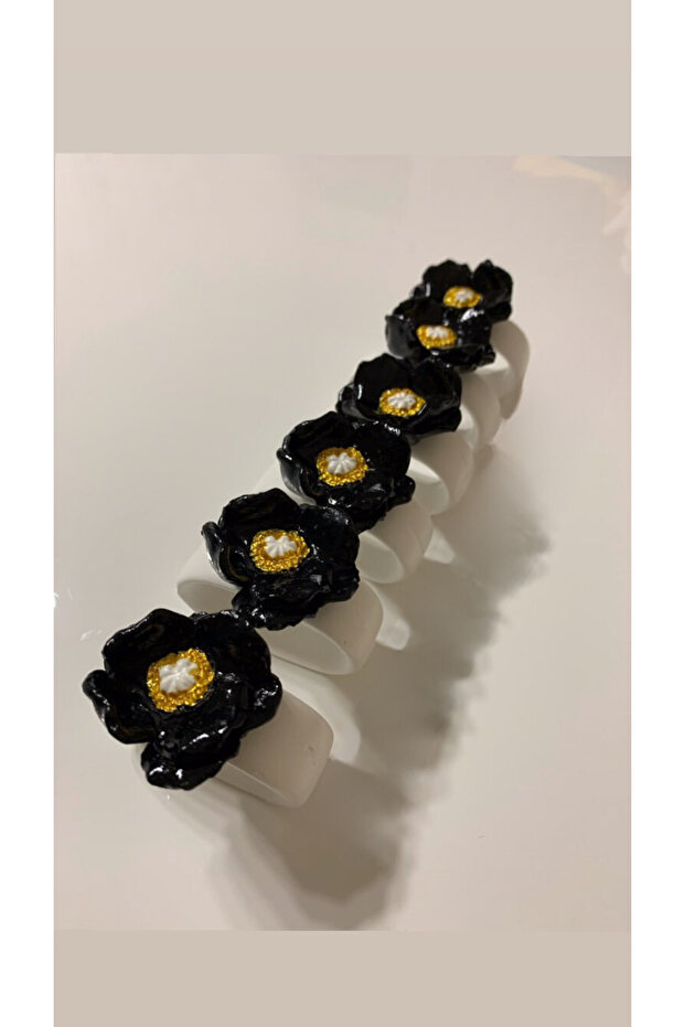 6-Piece Black Poppy Napkin Ring/ Napkin Ring Set