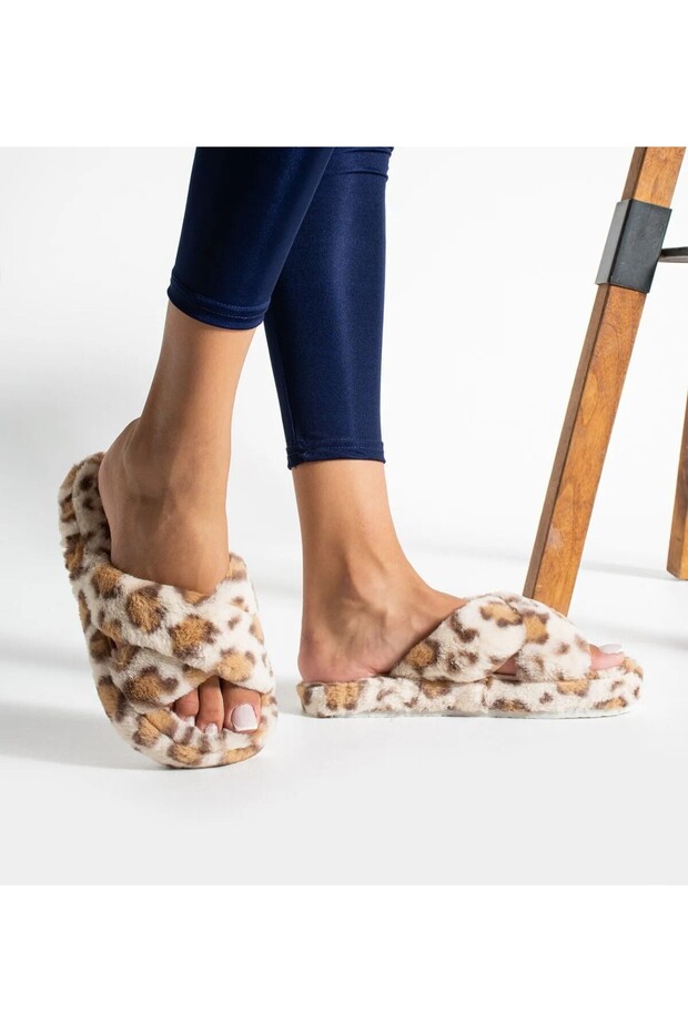 LEOPAR DESEN ÇAPRAZ MODEL KADIN EV TERLİĞİ - 3