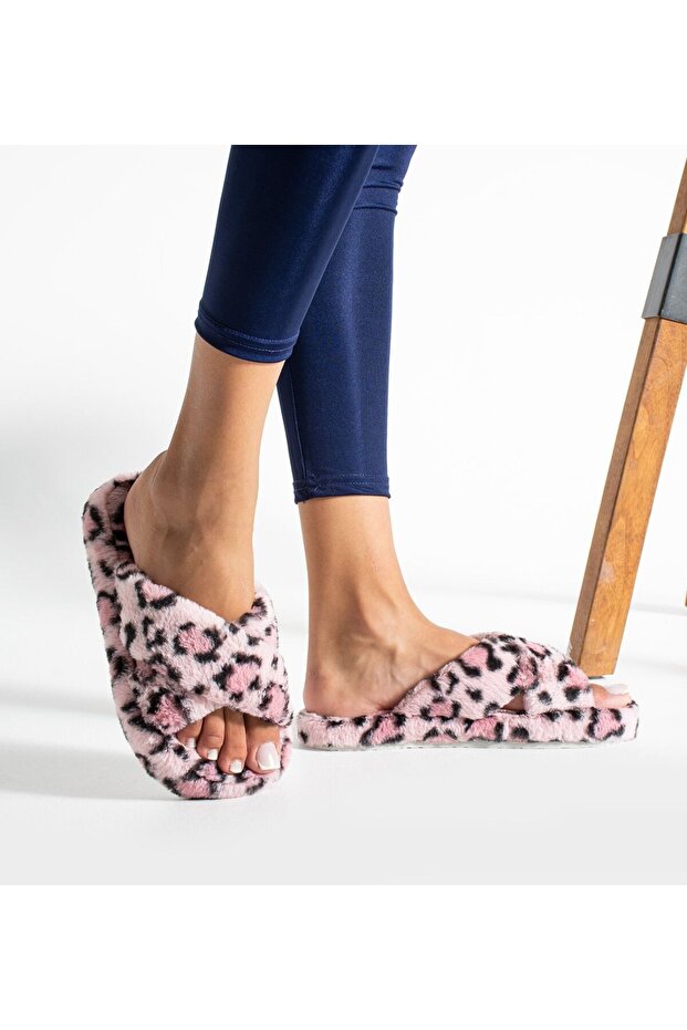 LEOPAR DESEN ÇAPRAZ MODEL KADIN EV TERLİĞİ - 3