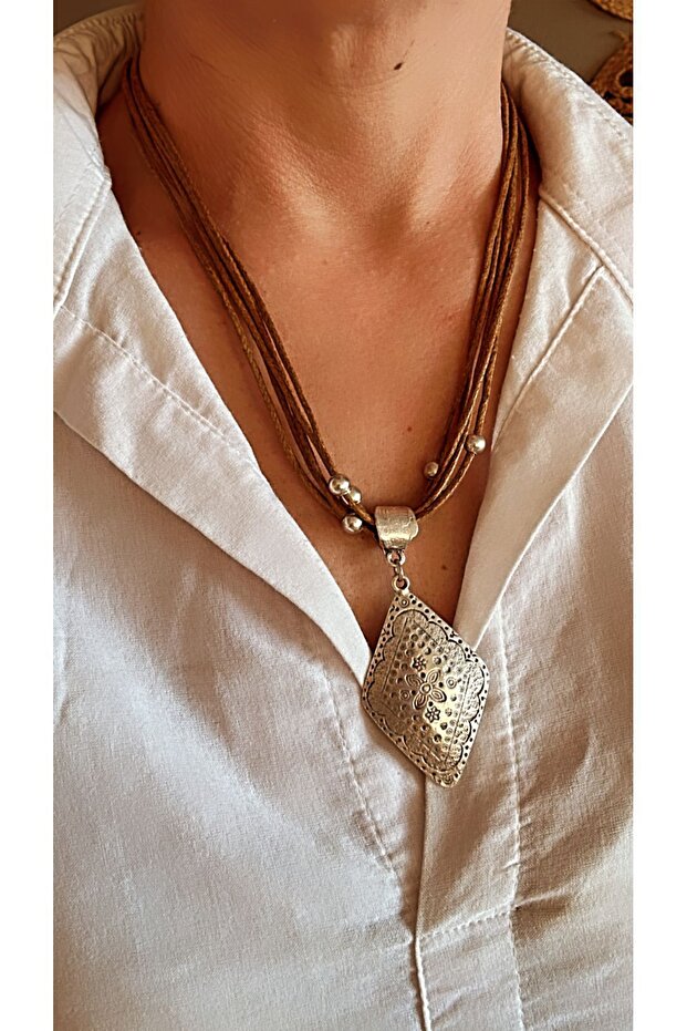 قلادة بوهو النموذج الأساسي الجديد - 1