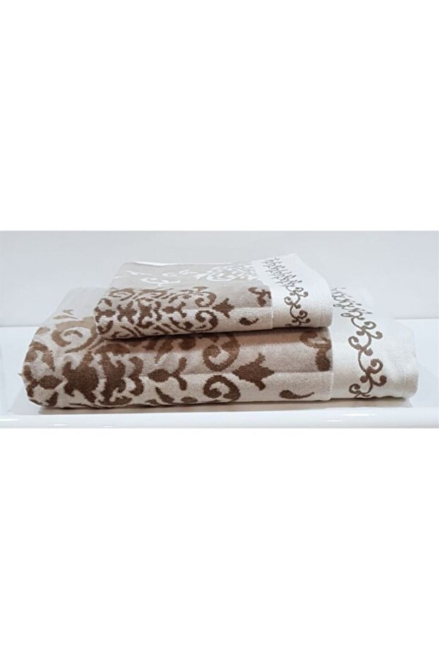 Emily Battal Boy 2 Piece Velvet Towel Set (brown)