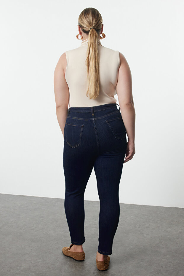 Koyu Mavi Yüksel Bel Toparlayıcı Büyük Beden Skinny Jeans TBBAW25CJ00016 - 5
