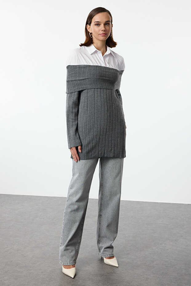 Sweter dzianinowy - antracytowy, detal koszuli, Tctaw25ak00056 - 2