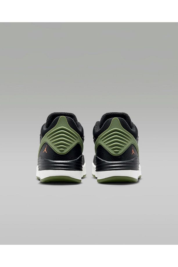 Jordan Max Aura 5 - 6
