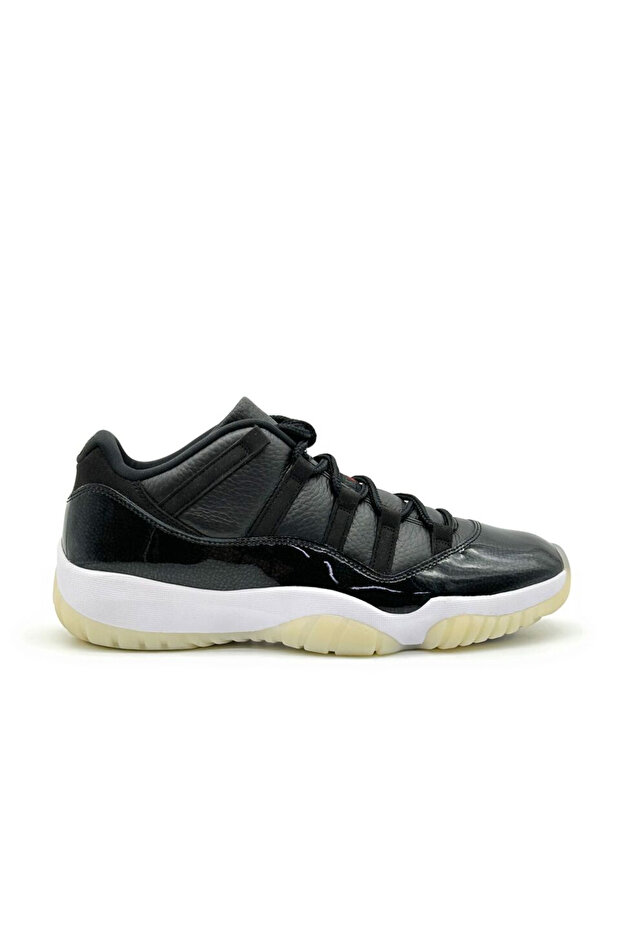 Jordan 11 Retro Low - 4
