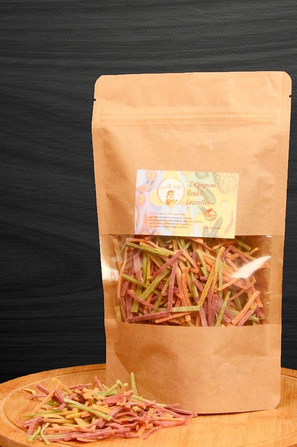 Ev Yapımı Karabuğday Karışık Sebzeli Erişte Yeni Mahsül 250 gr - 1
