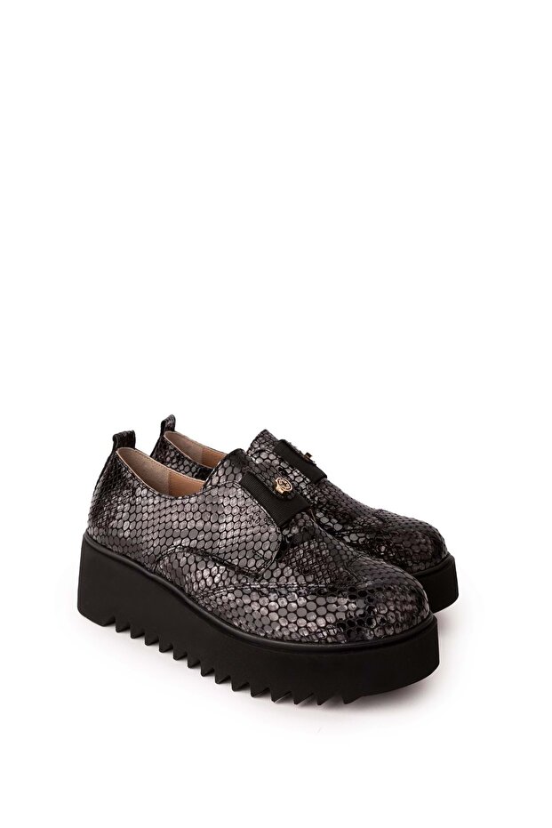 Genuine Leather Shoes with Rubber Detail Ast.8004 Black Honeycomb