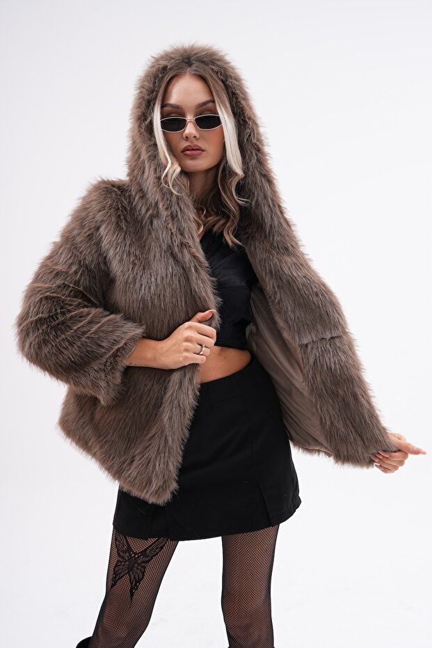 Kapüşonlu Kürk Ceket - 1