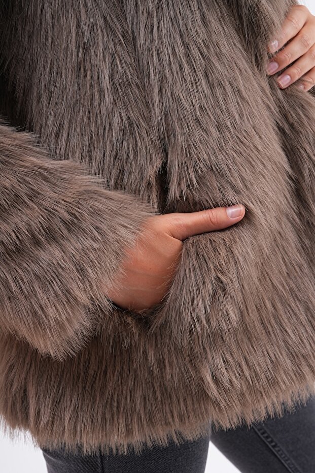 سترة بياقة فروي - 5