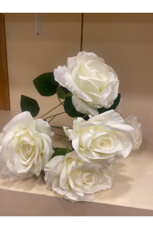باقة ورد متعددة الأبيض - 1