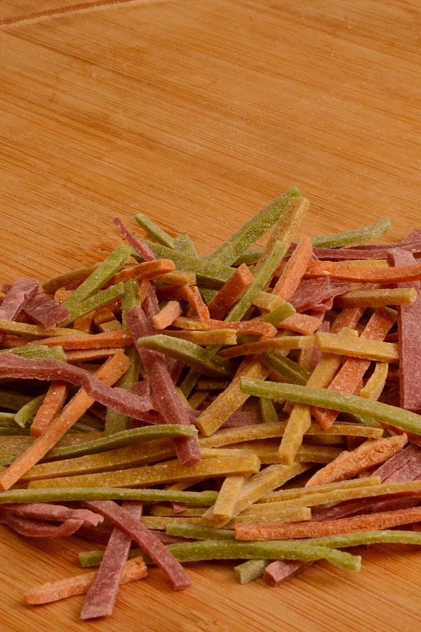 Ev Yapımı Karabuğday Karışık Sebzeli Erişte Yeni Mahsül 250 gr - 3
