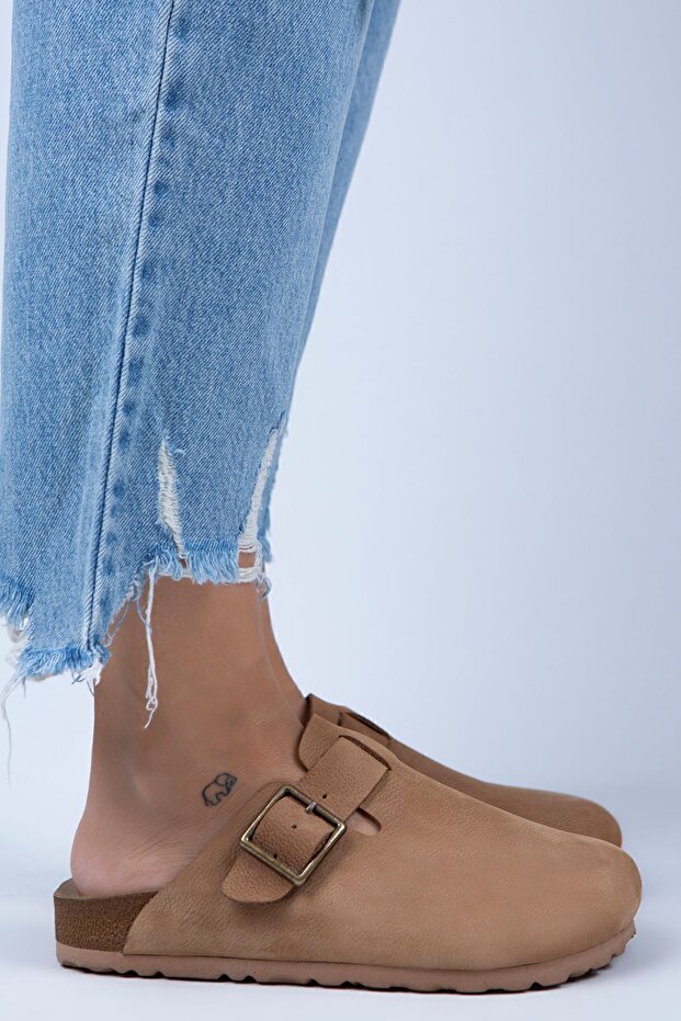 Zeta Women's Genuine Leather Belted Buckle Tan - Oxide Slippers