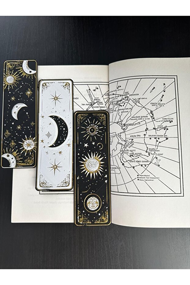 مجموعة إشارات مرجعية منقوشة على شكل قمر الشمس - 1