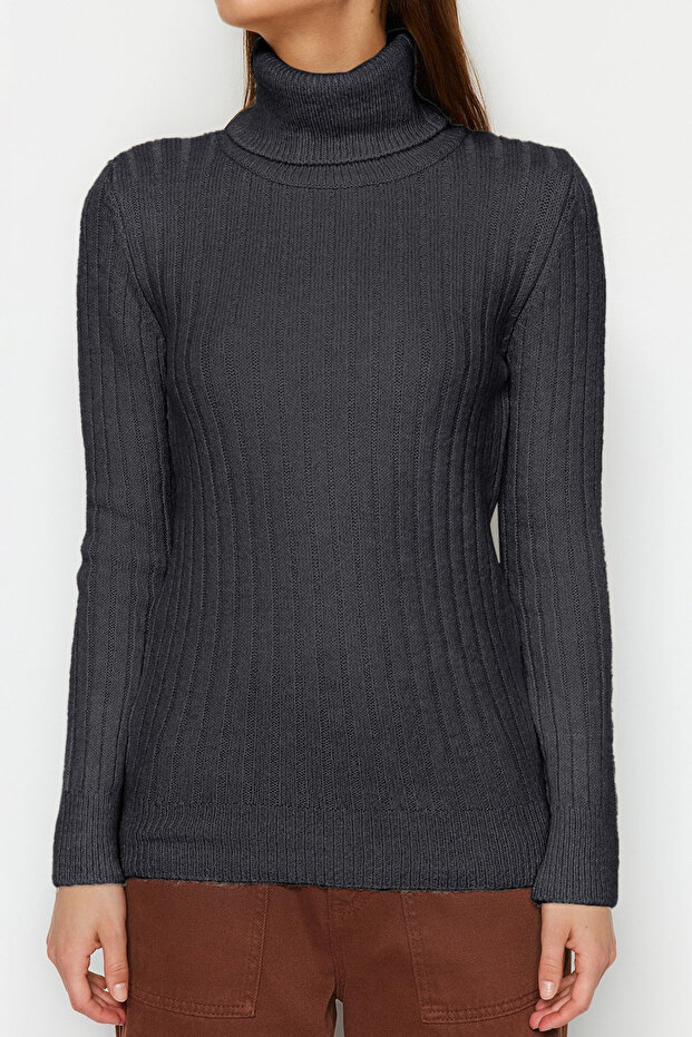 Dunkelanthrazitfarbener, weicher, strukturierter Basic-Strickpullover TWOAW20FV0133 - 4
