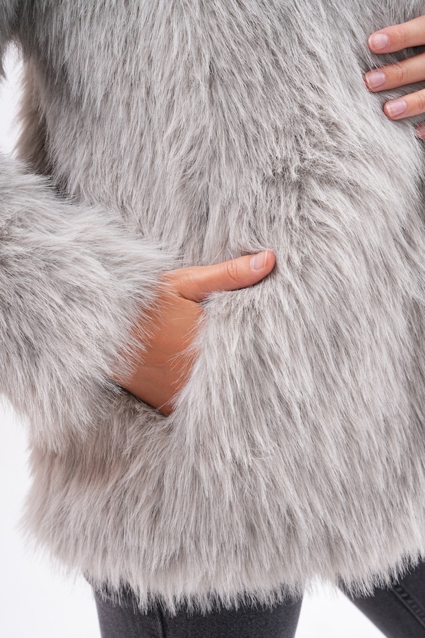 سترة بياقة فروي - 6