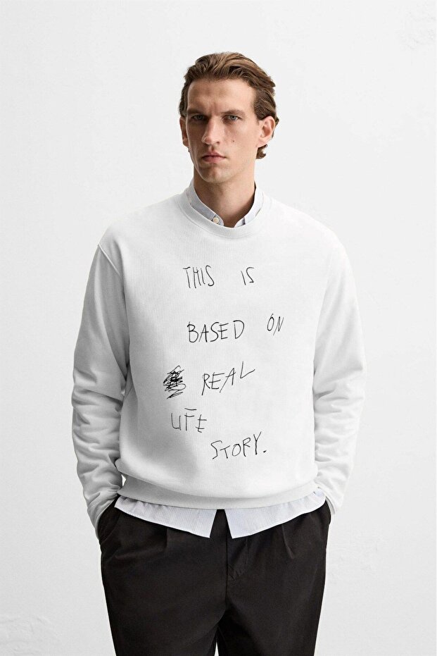 Men's Oversize Sweatshirt Life Story Printed White – Crew Neck, 3 Thread Rastering