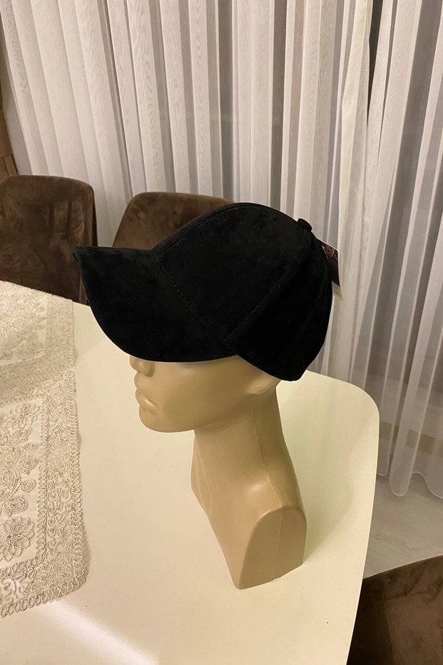 Süet Şapk