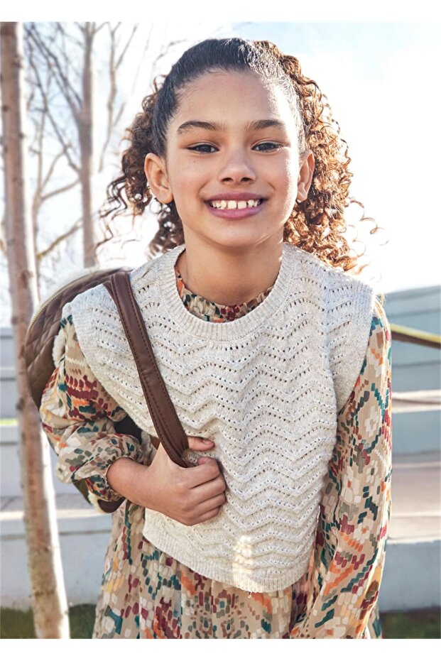 Girl's Knitted Vest Beige 7315