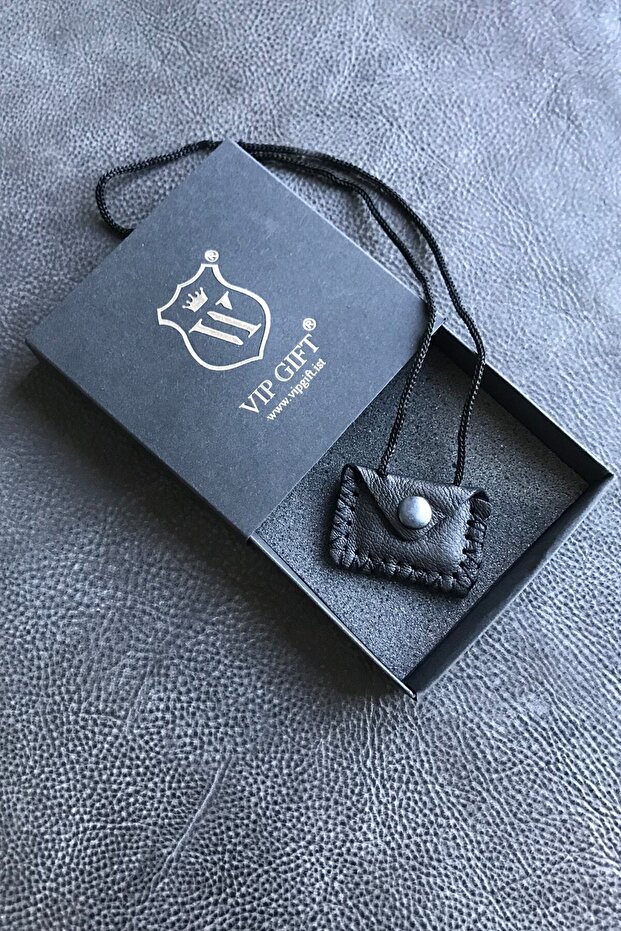 Kayı Quadrilateral Prayer Pendant Necklace Handmade