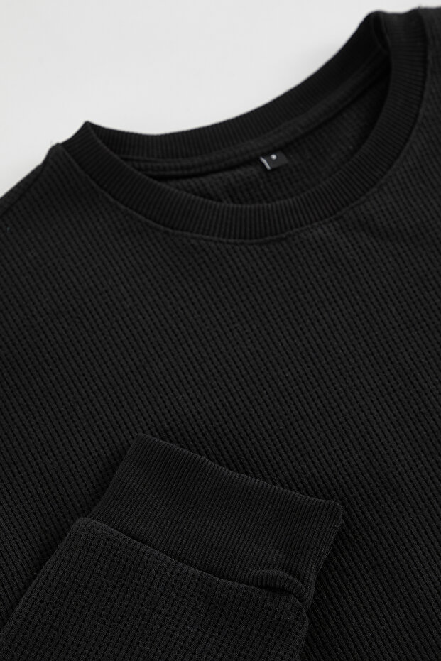 Siyah Waffle Oversize/Geniş Kesim Bisiklet Yaka Dokulu Basic Şardonsuz Sweatshirt TMNAW25SW00194 - 3
