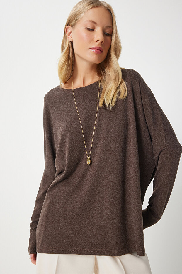 Women's Brown Crew Neck Bat Sleeve Knitted Blouse En00616