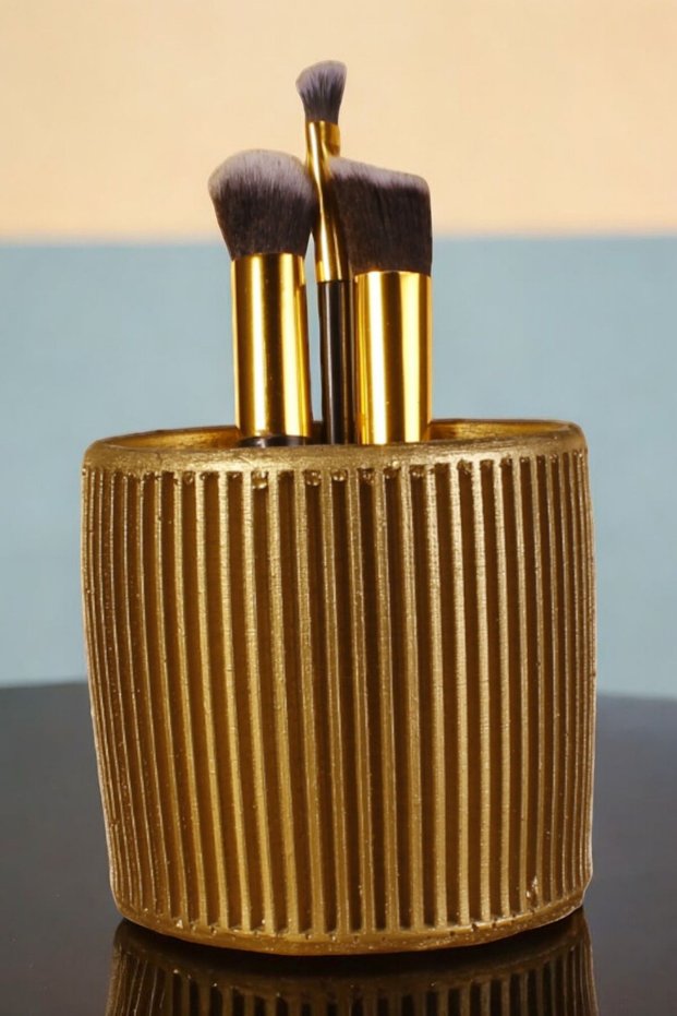 Makeup Organizer Makeup Organizer Makeup Brush Holder Makeup Brush Gold Color Model 1