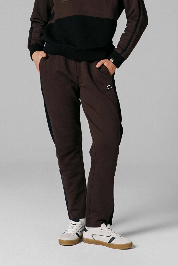بنطال رياضي للنساء من Jogger EF165-BR