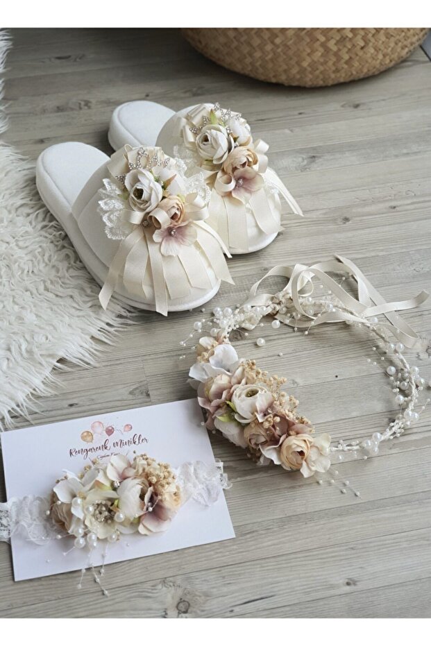Special Design Ecru Mother Baby Maternity Crown Slippers Set