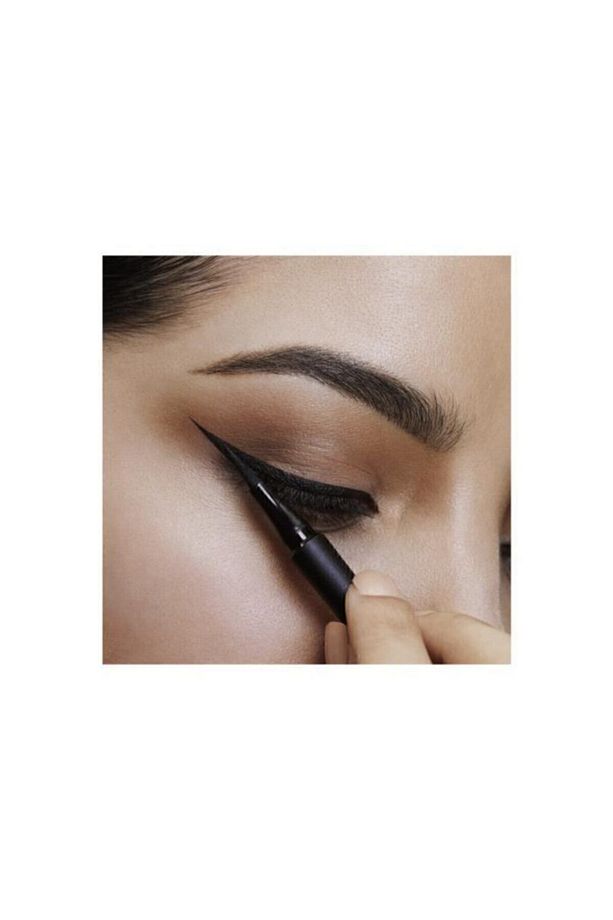 Hyper Precise All Day Mat Siyah Eyeliner 701 + Mini Falsies Surreal Maskara Avantajlı Set - 6