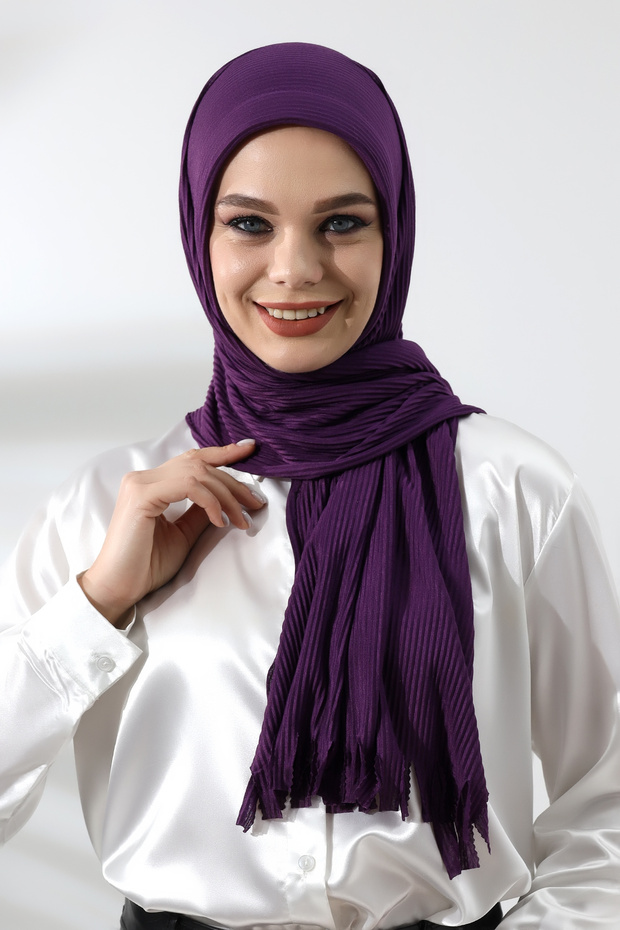 شال قطني مضلع عملي جاهز للحجاب الأرجواني