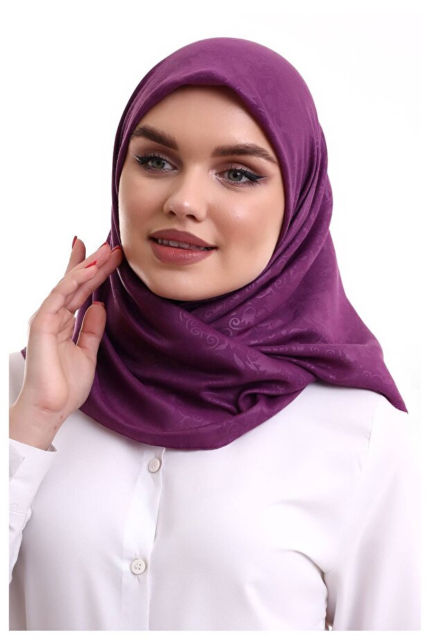 غطاء رأس منقوش من كوفرا - أرجواني