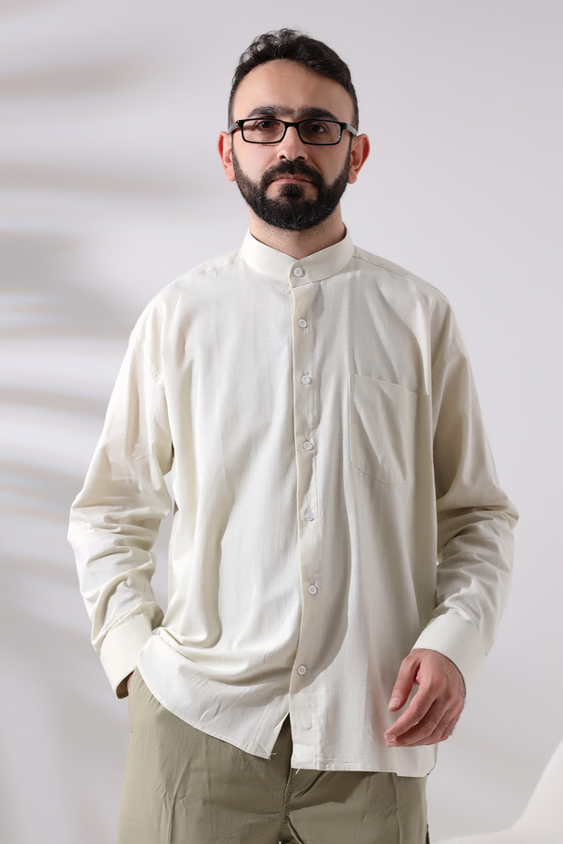 Cream Men's Loose Cut Single Pocket Judge Collar Hajj and Umrah Linen Shirt