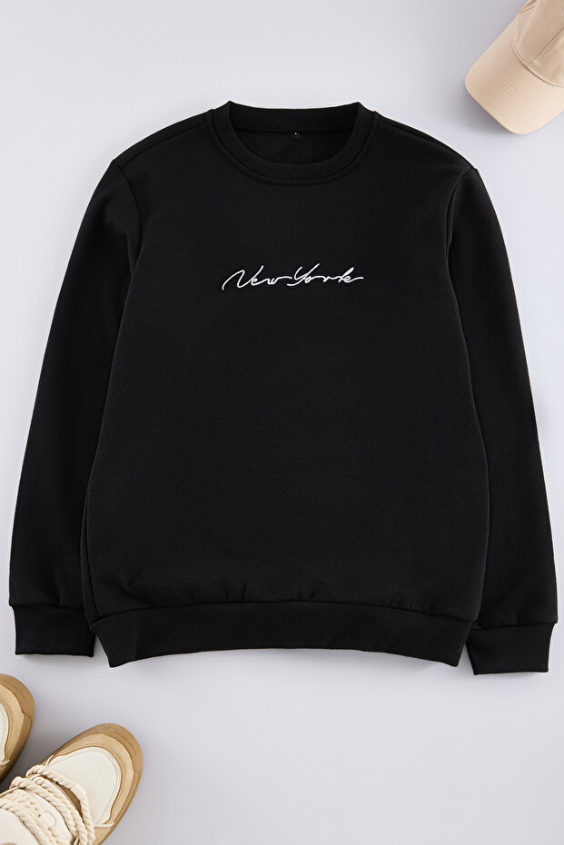 Siyah Regular/Normal Kesim Nakışlı İçi Polarlı/Sıcak Tutan Sweatshirt TMNAW23SW00481 - 3