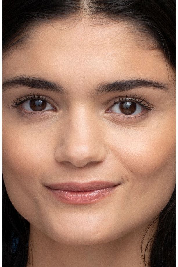 Doğal ve Mat Bitişli - Double Wear Stay-in-Place Fondöten SPF 10 ( 2W1 Dawn ) - 30 ml - 8
