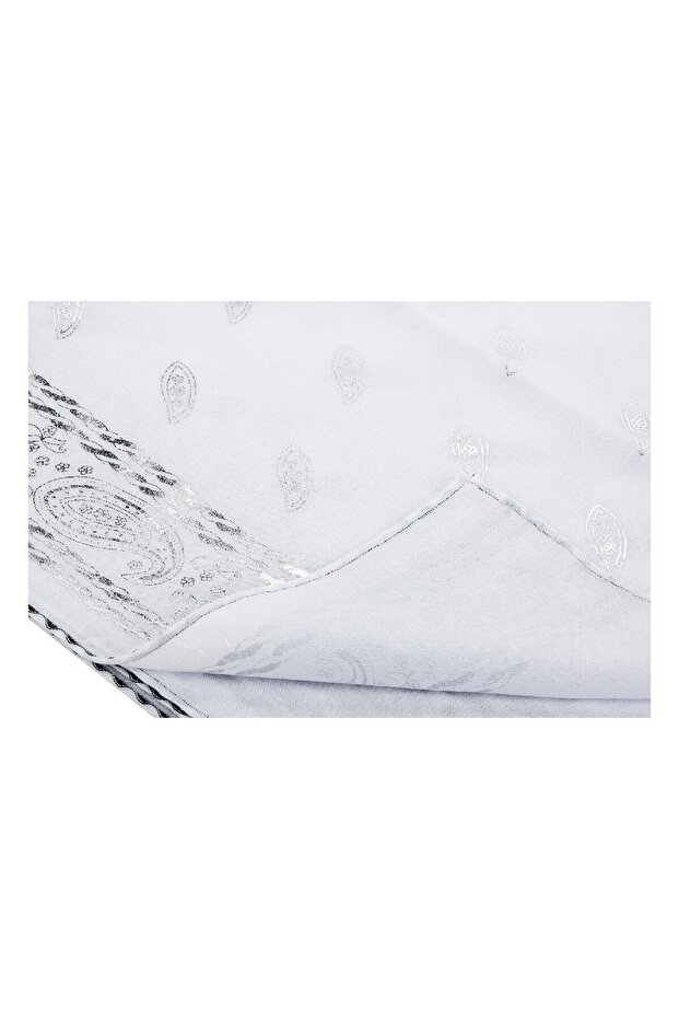 Panel Patterned Gilded White Blanket - 2