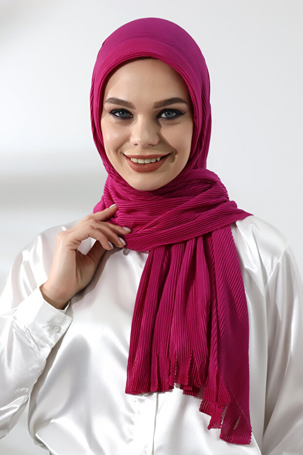 شال قطني مضلع عملي جاهز للحجاب باللون الفوشيا